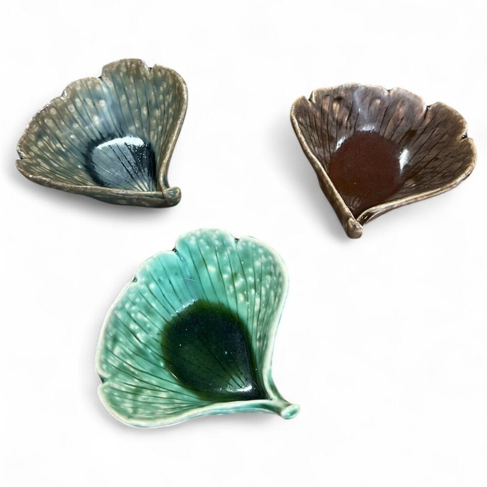Vintage Ceramic Ginko Leaf dish set of 3 Soy Sauce Sushi Jewelry Tabletop Decor